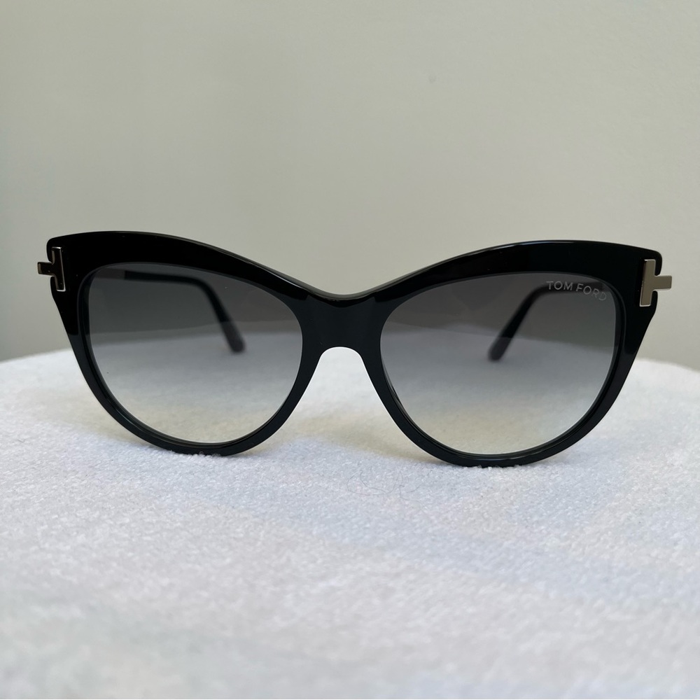 Tom Ford Sunglasses Kira TF821